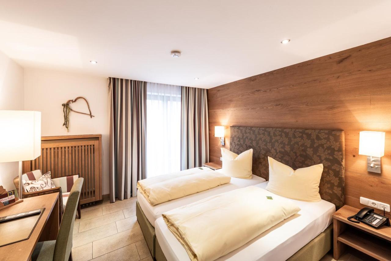 Hotel Ariadne Rosenheim Bagian luar foto