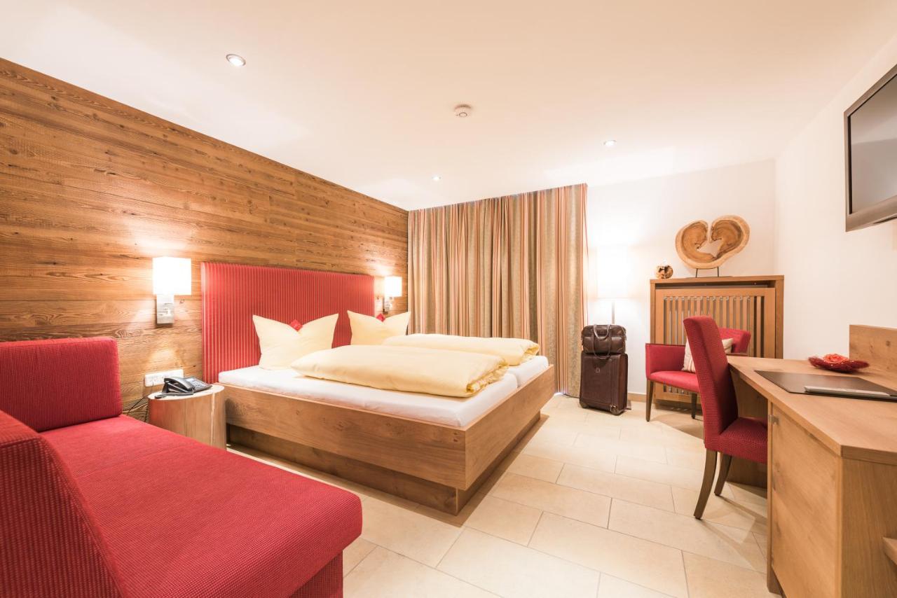 Hotel Ariadne Rosenheim Bagian luar foto